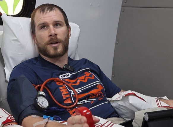 Simon Hart, mobile leukapheresis center