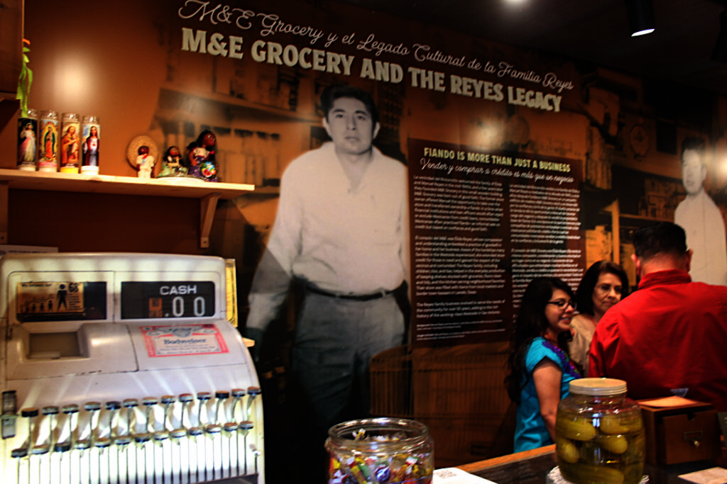 Patricia and Alexandra Reyes Zepeda