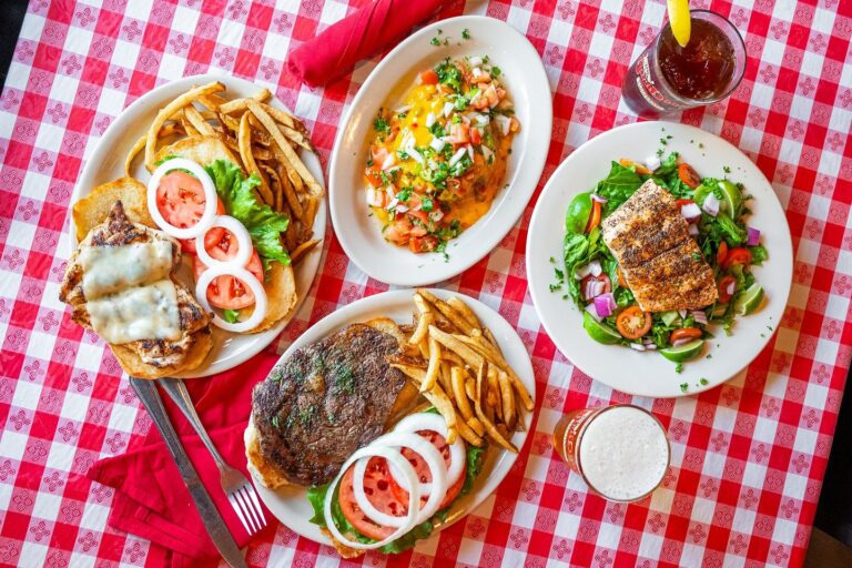 Light Bites (April 27): The Barn Door closing up shop; tropical bar launches in downtown; new venture takes over former Web House 